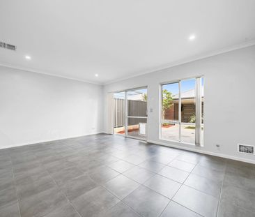 Modern Double-Storey Family Home in Prime Brabham Location - Photo 1