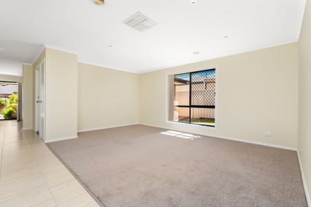 3 NAMOI PLACE, Wodonga VIC 3690 - House For Rent | Domain - Photo 2