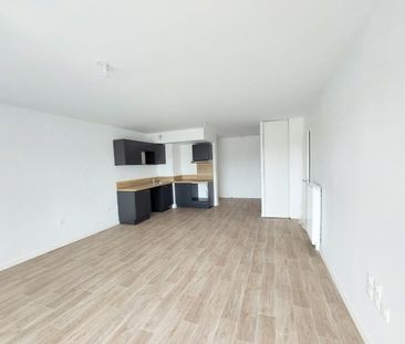 location Appartement T4 DE 84.4m² À POITIERS - Photo 4