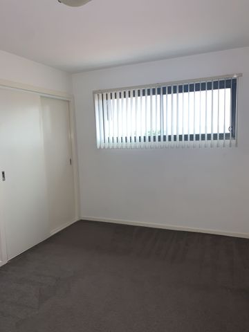 Two Bedroom Apartment in the Heart of Dandenong - Photo 3