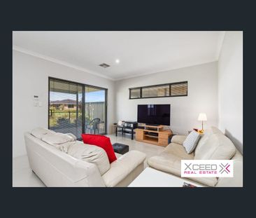 Contemporary Family Living - Photo 2