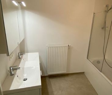 Appartement te huur in Oostende voor € 880 met 2 slaapkamers - Photo 1