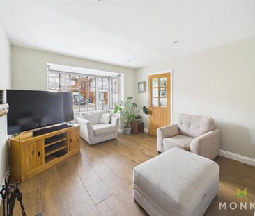 4 bedroom detached house to rent - Photo 3