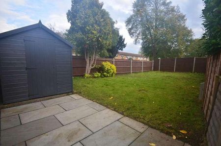 Jasmin Road, Ewell West, Surrey, KT19 - Photo 4