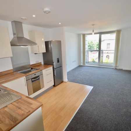 2 bedroom apartment to rent - Photo 4