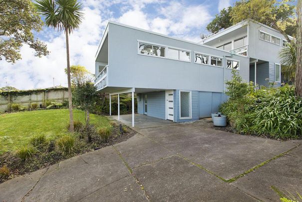 1/8 Rewi Street, Torbay - Photo 1