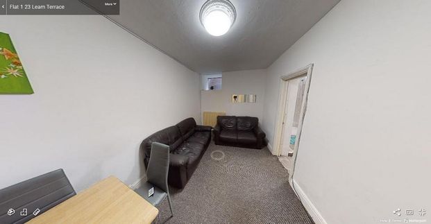 5 bedroom flat to rent - Photo 1