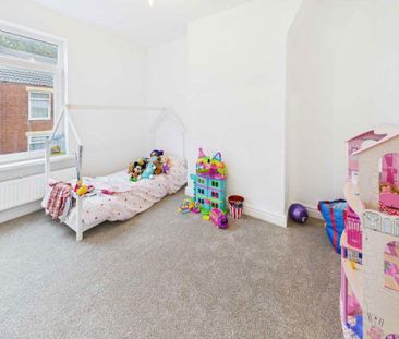 3 bedroom terraced house to rent - Photo 6