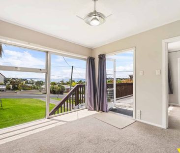 Cozy 2-Bedroom Home in the Heart of Stanmore Bay - Photo 5