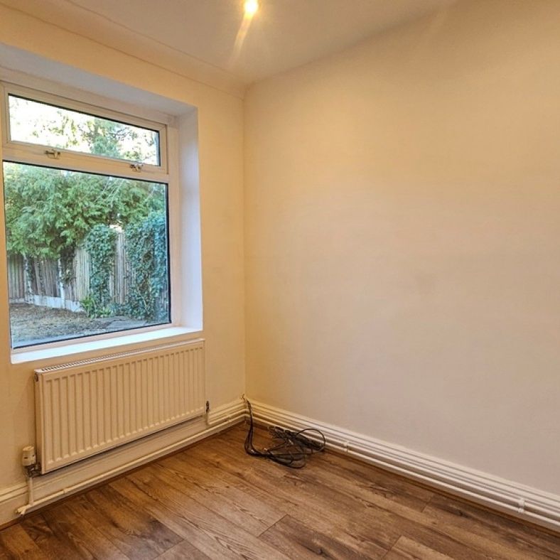 **3 Bed Ground Floor Flat Stanfield Road** - Photo 1