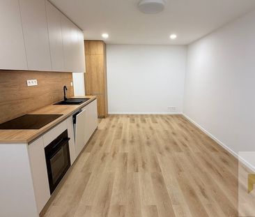 Krásny 2-izbový byt na BOTANICKEJ ul. v Trnave, 42 m2+ 2x loggia, z... - Fotografia 4
