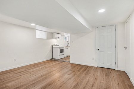 For Lease - 82 Howick Avenue Unit# Lower, Toronto, Ontario - Photo 3