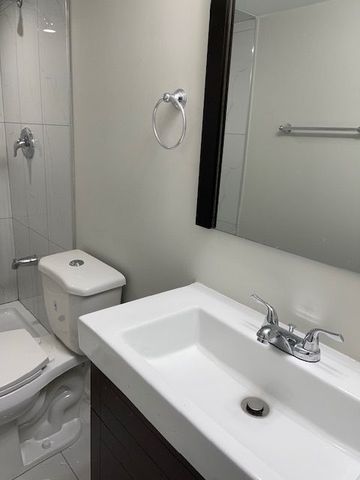 For Lease - 78 Saint Dennis Road, Brampton, Ontario - Photo 4