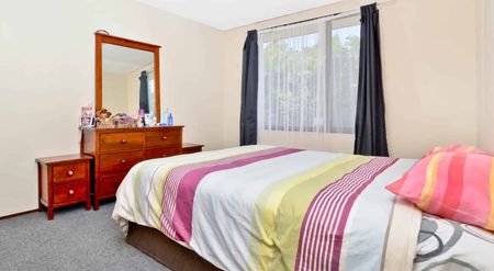 4 bedroom family home - Photo 2