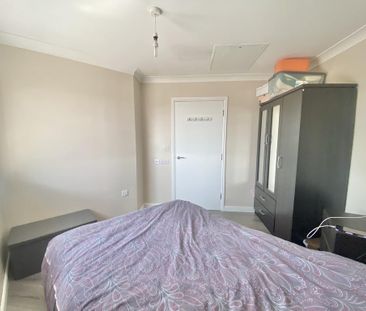 2 bedroom flat to rent - Photo 6