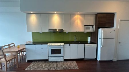 For Lease - 121 Mcmahon Drive Unit# 3602, Toronto, Ontario - Photo 2