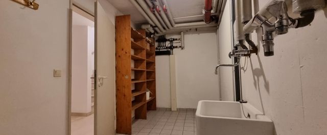 Wohnung mit Hausflair: Kinderfreundliche 4 Zimmerwohnung auf 2 Ebenen nähe AUDI - Foto 1