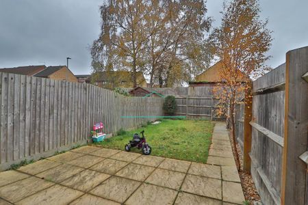 3 bedroom terraced house to rent - Photo 2