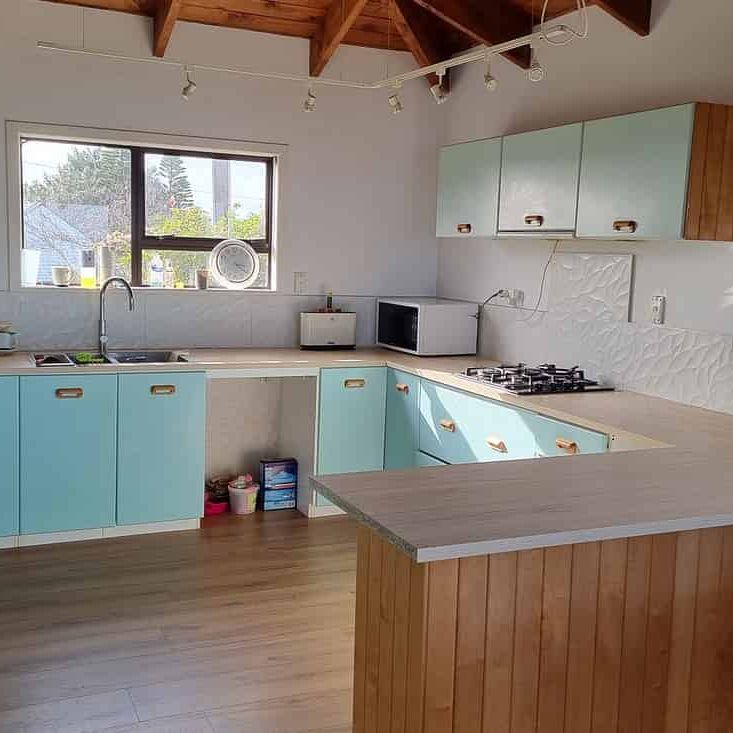 Seaview home close to Shakespear Reginal Park - Photo 1