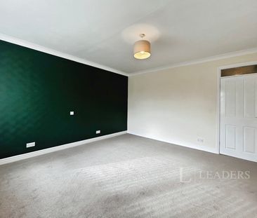 2 bedroom flat to rent Second Floor Apartment, Westhouse Court, B14 - Photo 1