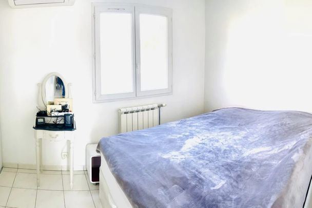 Maison dans un domaine avec piscine - Photo 1