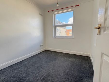 Toronto Road, Portsmouth - Photo 4