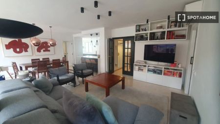 Piso de alquiler en Barri de les Corts - Photo 5