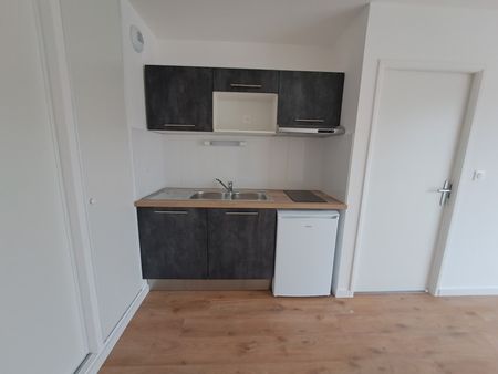 Location Appartement 2 pièces 40m² ROUBAIX 59100 - Photo 3