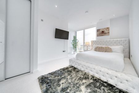 3 bedroom apartment to rent - Photo 2