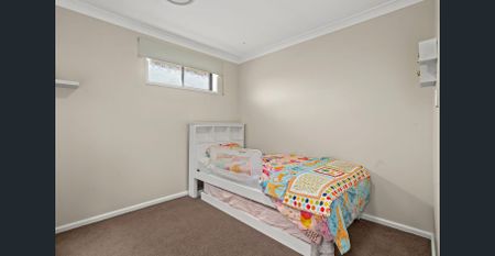 Spacious Family Home - Photo 5