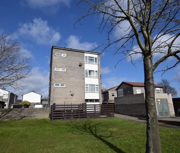 Skerne Close, Peterlee, County Durham, SR8 1HS - Photo 4