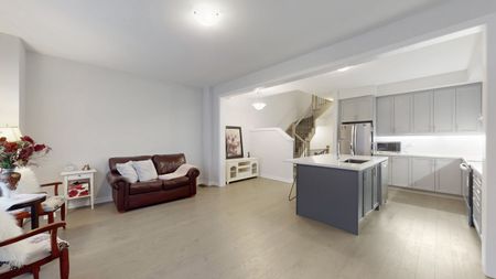 For Lease - 53 Freeman Williams Street, Markham, Ontario - Photo 5