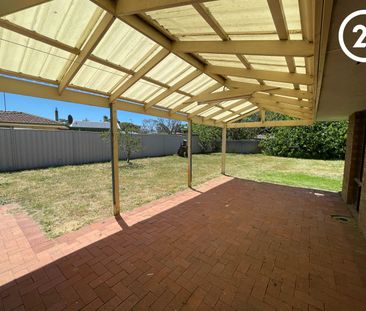 4x1 - Superb Location! - Photo 4