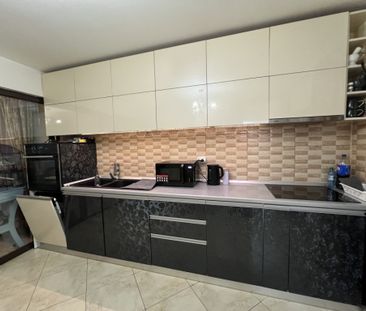 Vila de inchiriat Clinceni, 4 camere, 600 mp curte - Fotografie 3