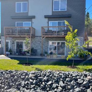 41/2 disponible 1er novembre à Mont-Blanc - Photo 2