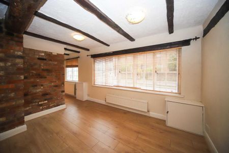 3 bedroom cottage to rent - Photo 2