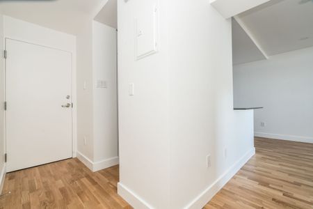 230 Oak Street - Photo 5