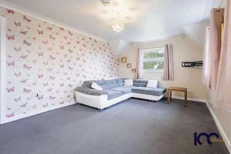 2 bedroom flat to rent - Photo 3