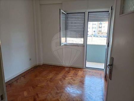 Apartamento T2 em Lisboa - Photo 4
