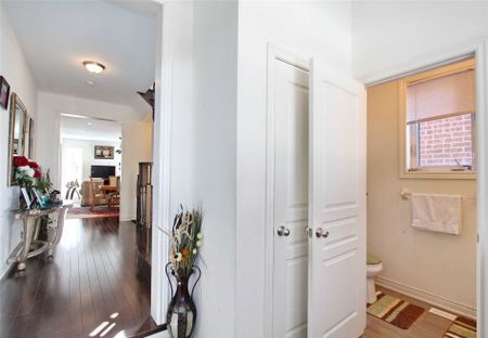 For Lease - 4 Humberstone Crescent, Brampton, Ontario - Photo 2