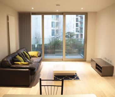 1 Bed Flat, Royal Wharf, E16 - Photo 1