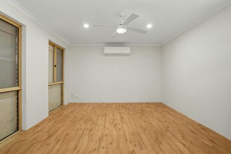 39 Mississippi Drive, Greenfields WA 6210 - Photo 2