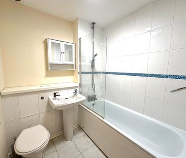 Pebble Drive, Didcot - Photo 5