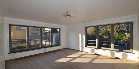 Appartement te huur in Sint-Amandsberg voor € 1.150 met 2 slaapkamers - Foto 3