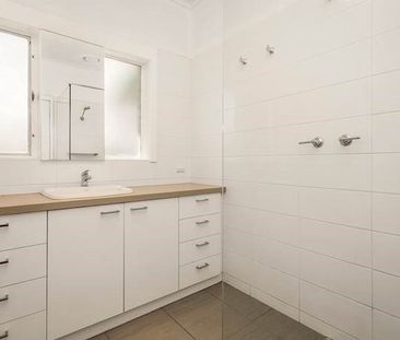 1 Rhonda Court, Moorabbin - Photo 5