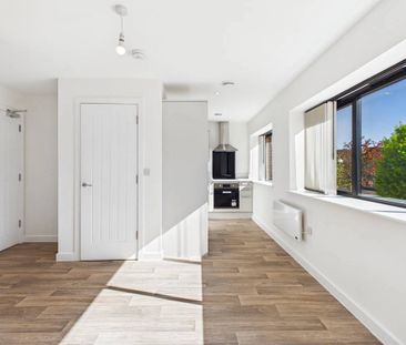 Phoenix Court, Hawkins Road, Colchester, CO2 8ZE - Photo 3