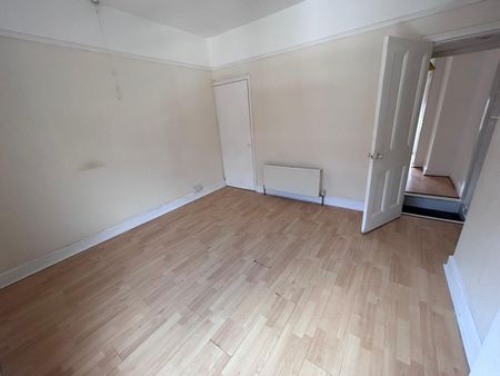 Warwick Street, Wakefield - Photo 2