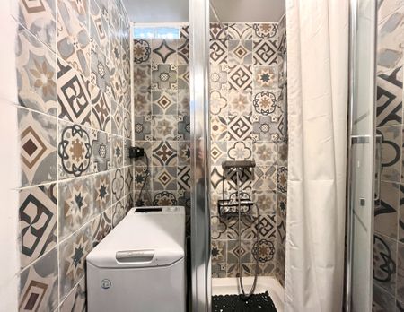 Location Appartement 3 pièces 60m² MARSEILLE 2ème - Photo 2