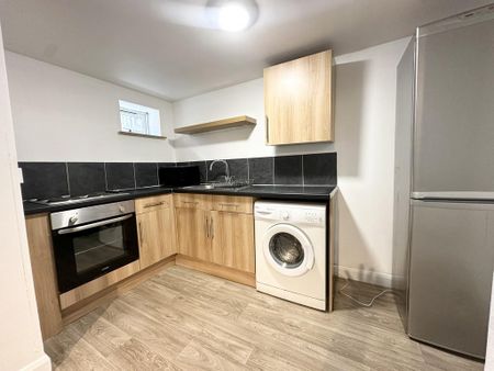 1 bedroom apartment to rent - Photo 4