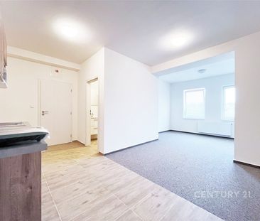 Pronájem bytu 1+kk a garsoniéry 28 m² - Photo 1